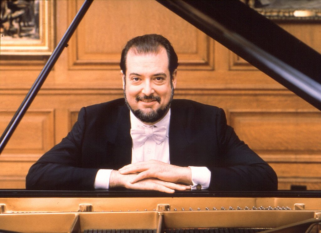 Pianist Garrick Ohlsson (photo by Philip Jones Griffiths