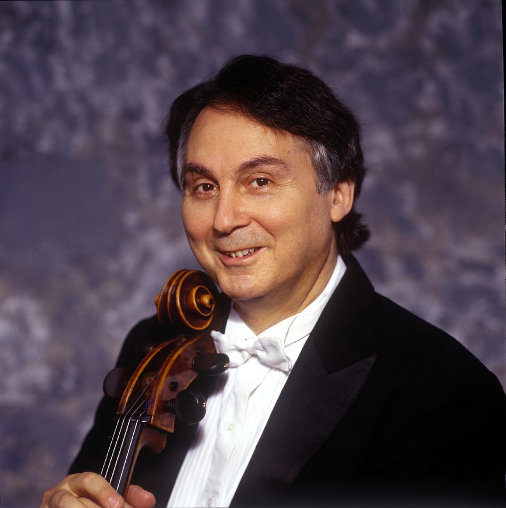 Cellist Ralph Kirshbaum (photo by J. Henry Fair)